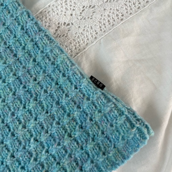 BCBGMaxAzria MEDIUM hooded Cardigan Sweater baby Blue pom pom wool blend - Picture 4 of 7